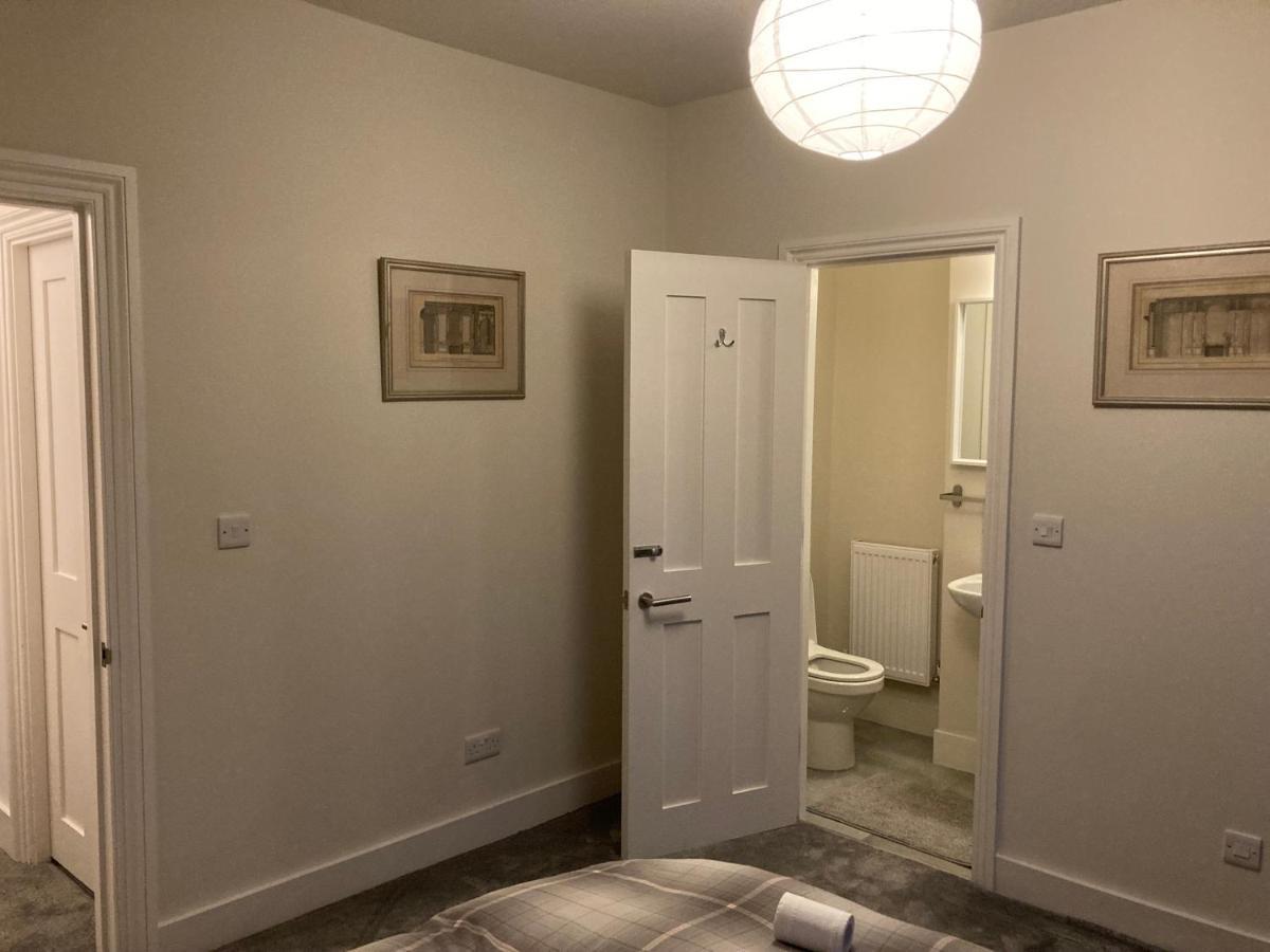 The Embassy View Rooms Londra Esterno foto